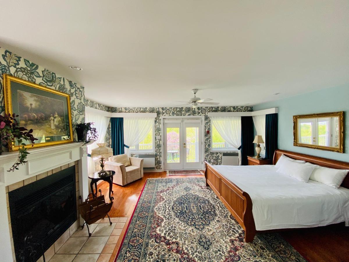 Auberge Le Tricorne ノース・ハトリー エクステリア 写真